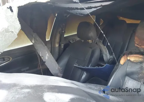 2016 Nissan Sentra Sr z USA, uszkodzony, nr VIN 3N1AB7AP3GY263315